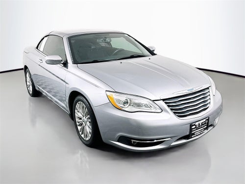 2013 Chrysler 200 Limited