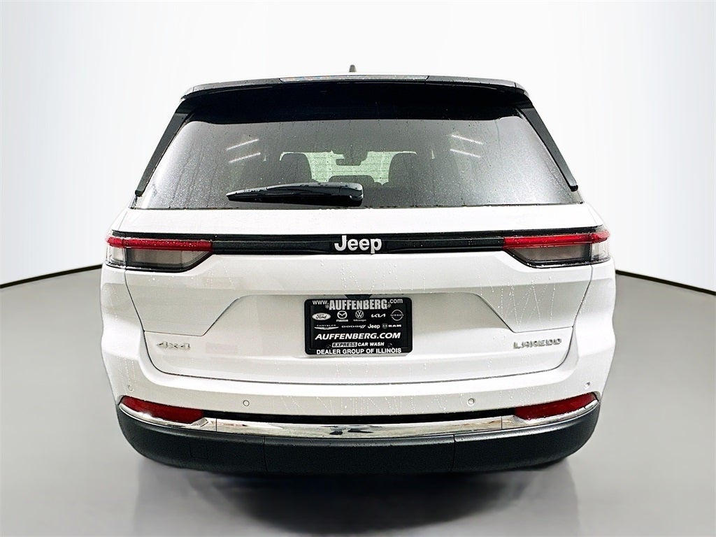 2025 Jeep Grand Cherokee GRAND CHEROKEE LAREDO X 4X4