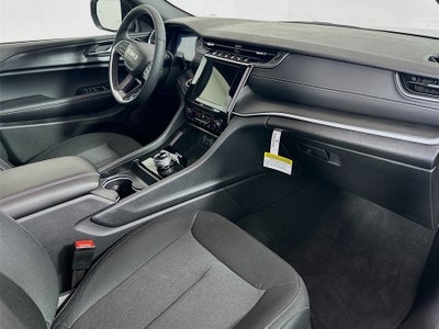 2025 Jeep Grand Cherokee GRAND CHEROKEE LAREDO X 4X4