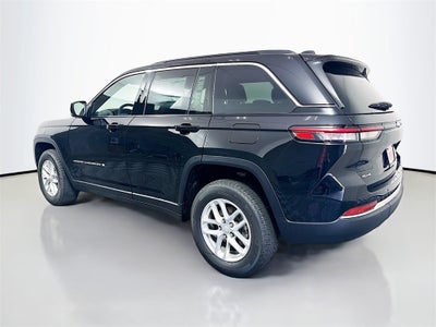 2025 Jeep Grand Cherokee GRAND CHEROKEE LAREDO X 4X4