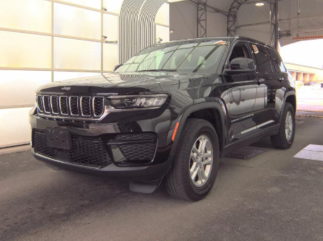 2023 Jeep Grand Cherokee Laredo 4x4