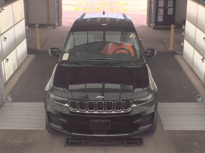 2023 Jeep Grand Cherokee Laredo 4x4
