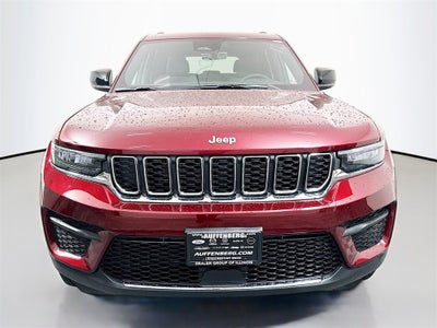 2025 Jeep Grand Cherokee GRAND CHEROKEE LAREDO X 4X4