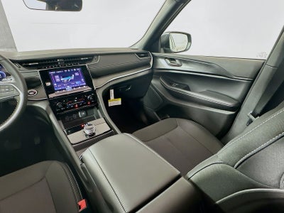 2026 Jeep Grand Cherokee GRAND CHEROKEE LAREDO X 4X4