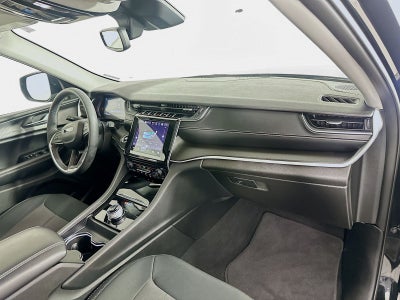 2023 Jeep Grand Cherokee Laredo X 4x4