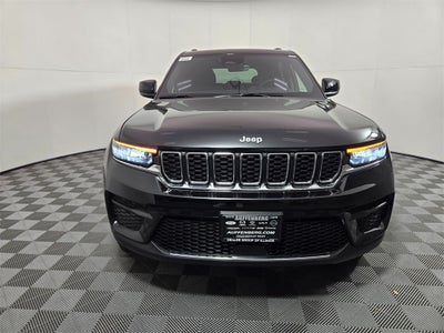 2025 Jeep Grand Cherokee GRAND CHEROKEE LAREDO X 4X4