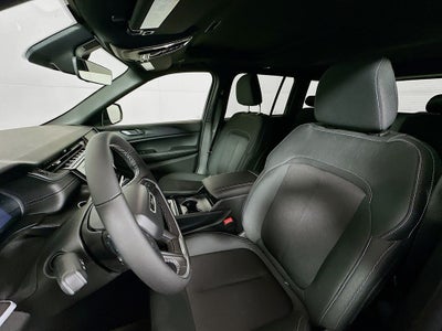 2026 Jeep Grand Cherokee GRAND CHEROKEE LAREDO X 4X4