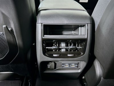 2026 Jeep Grand Cherokee GRAND CHEROKEE LAREDO X 4X4