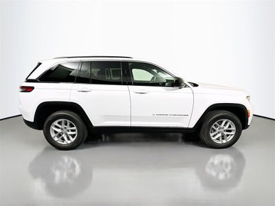 2025 Jeep Grand Cherokee GRAND CHEROKEE LAREDO X 4X4