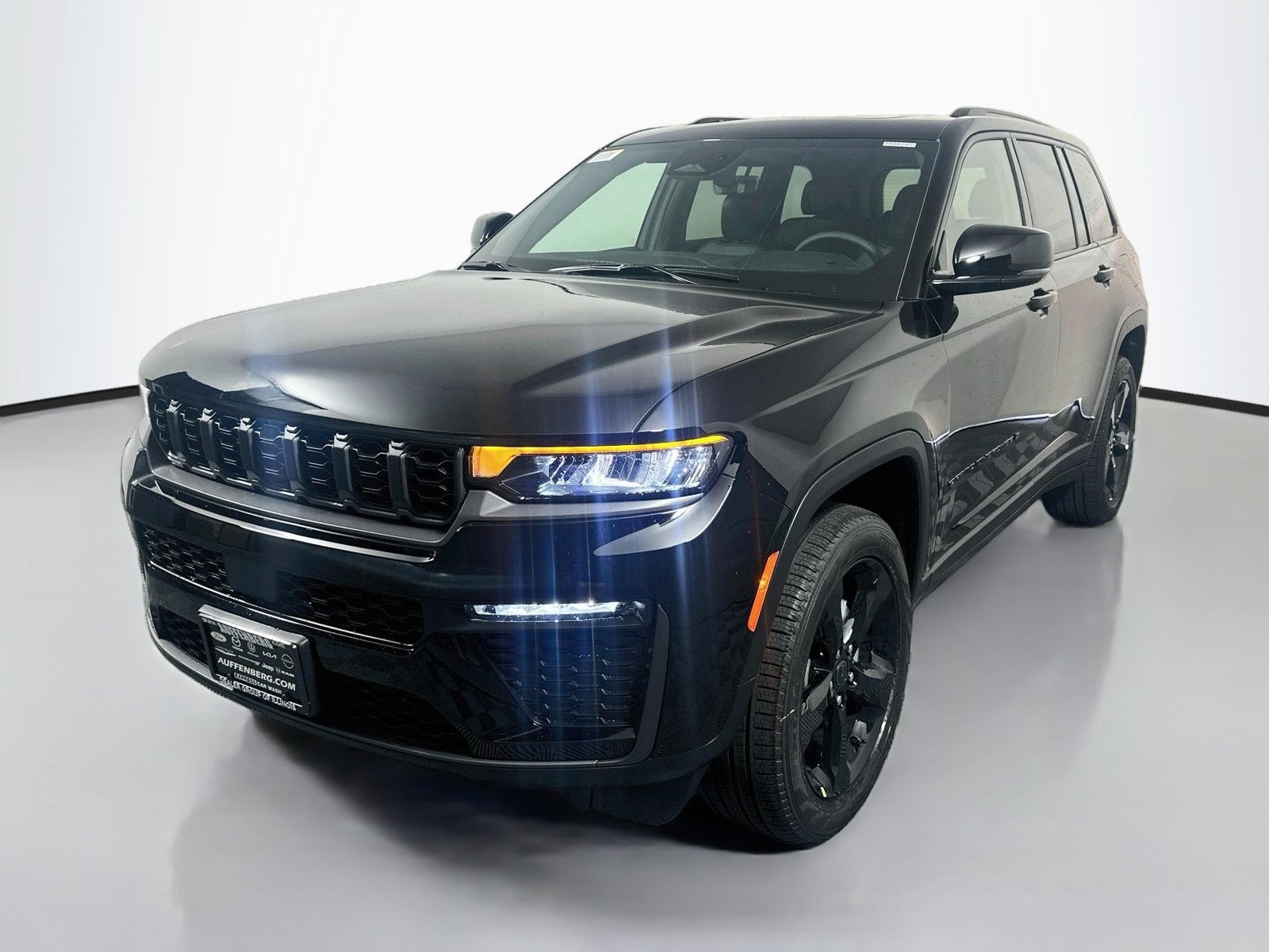 2027 Jeep Grand Cherokee GRAND CHEROKEE LIMITED 4X4