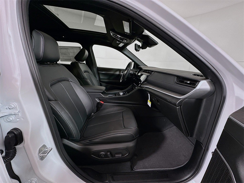 2026 Jeep Grand Cherokee GRAND CHEROKEE LIMITED RESERVE 4X4