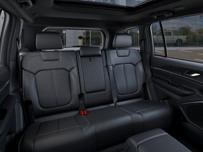2027 Jeep Grand Cherokee GRAND CHEROKEE LIMITED RESERVE 4X4