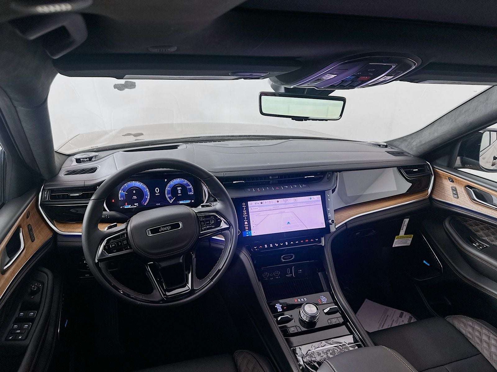2026 Jeep Grand Cherokee GRAND CHEROKEE SUMMIT 4X4