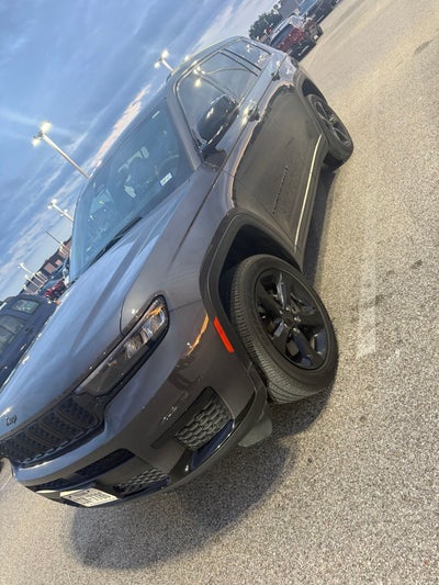 2023 Jeep Grand Cherokee L Altitude 4x2