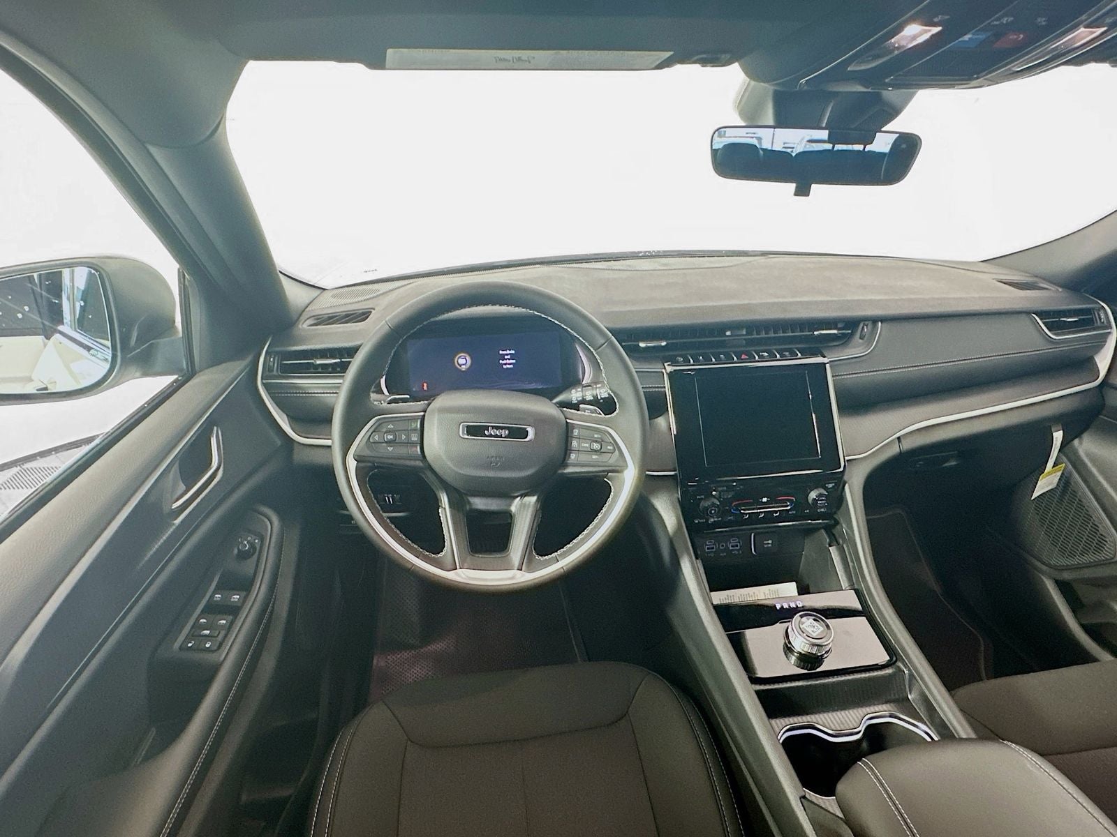 2026 Jeep Grand Cherokee GRAND CHEROKEE L LAREDO 4X4