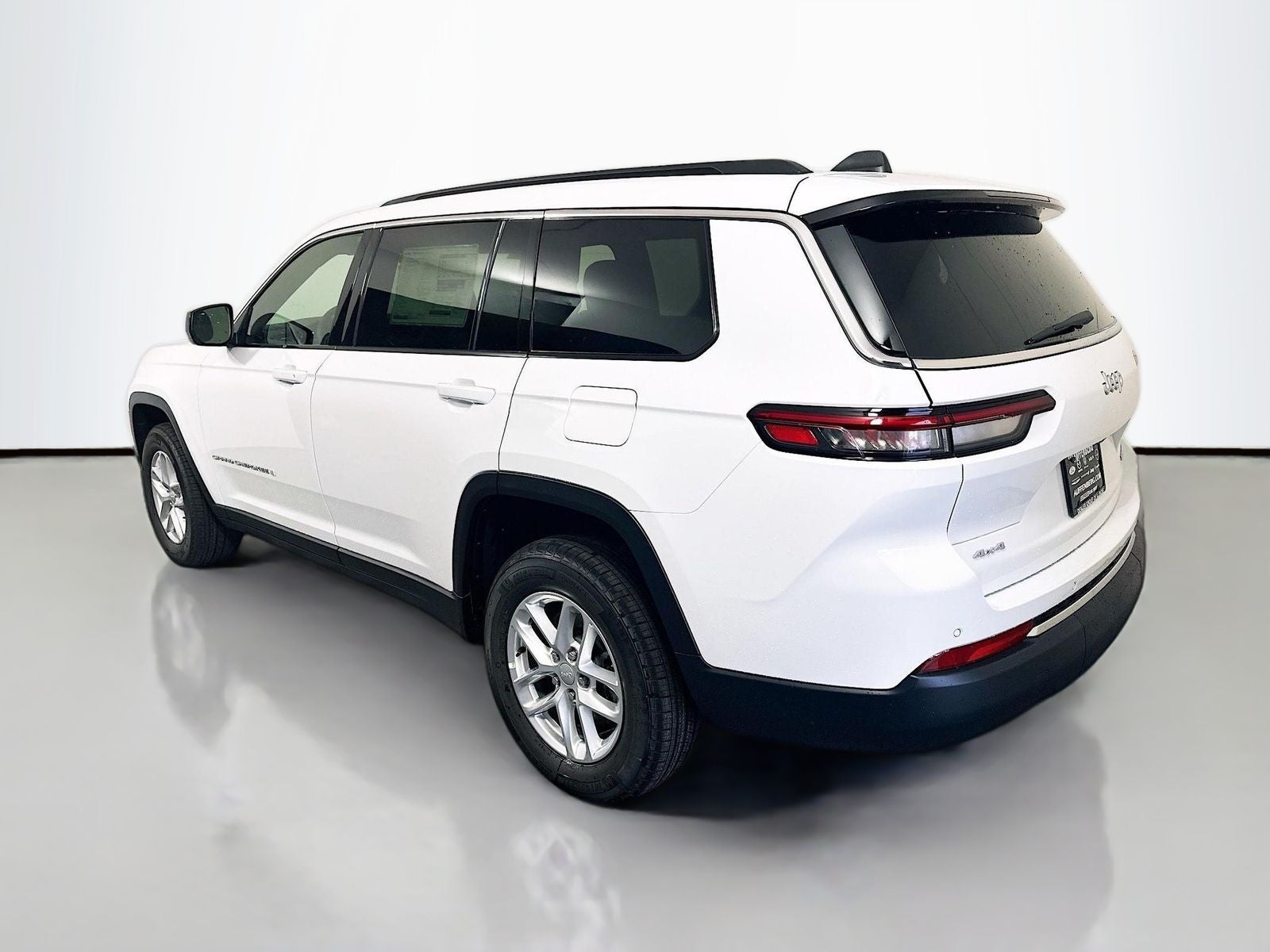 2026 Jeep Grand Cherokee GRAND CHEROKEE L LAREDO 4X4