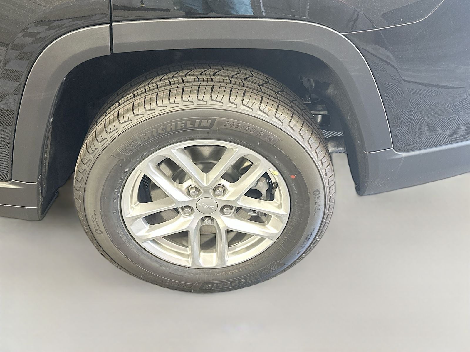 2026 Jeep Grand Cherokee GRAND CHEROKEE L LAREDO X 4X4