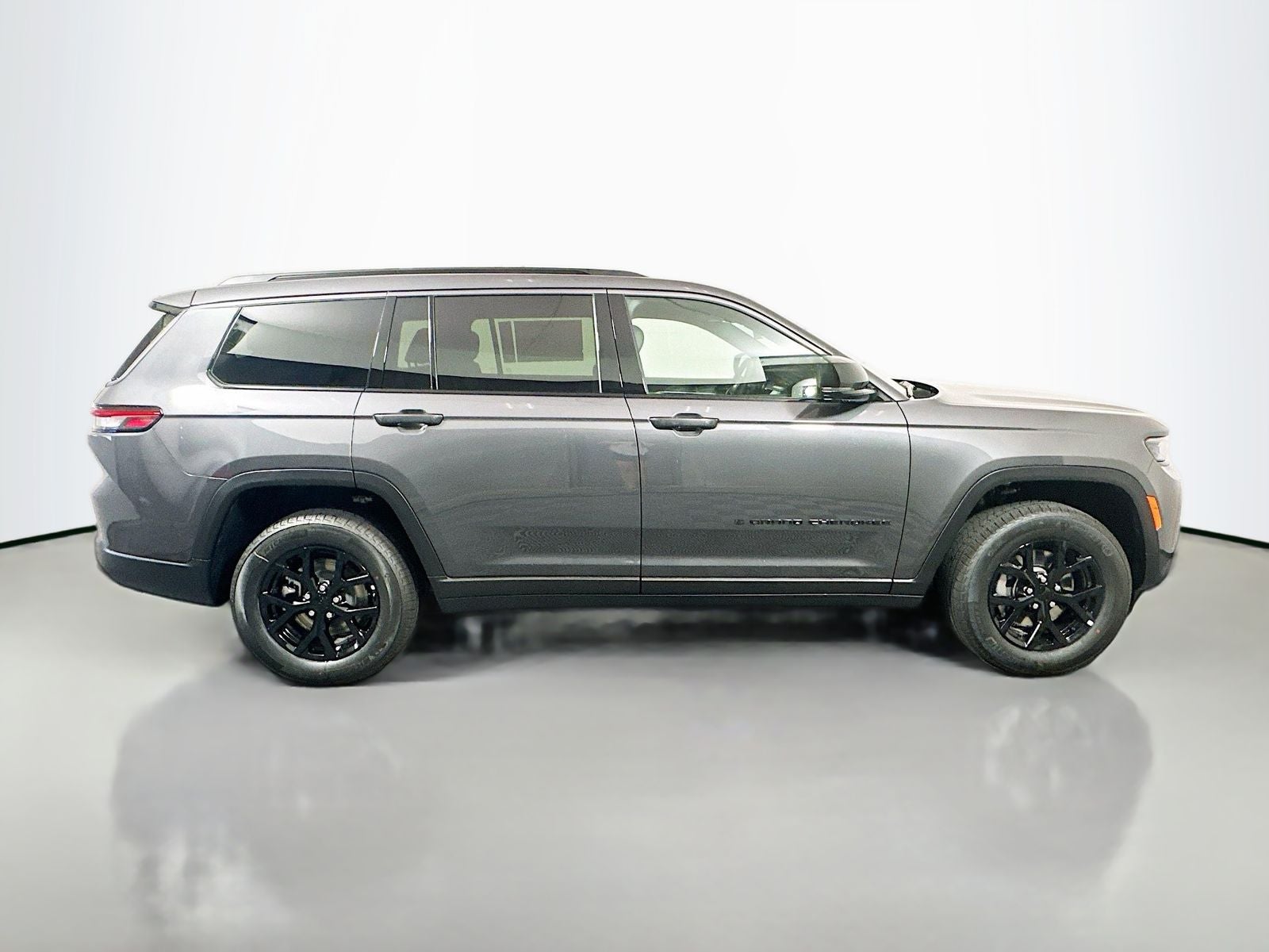 2026 Jeep Grand Cherokee GRAND CHEROKEE L LAREDO ALTITUDE 4X4