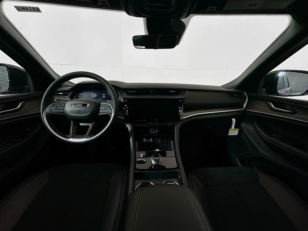 2026 Jeep Grand Cherokee GRAND CHEROKEE L LAREDO ALTITUDE 4X4