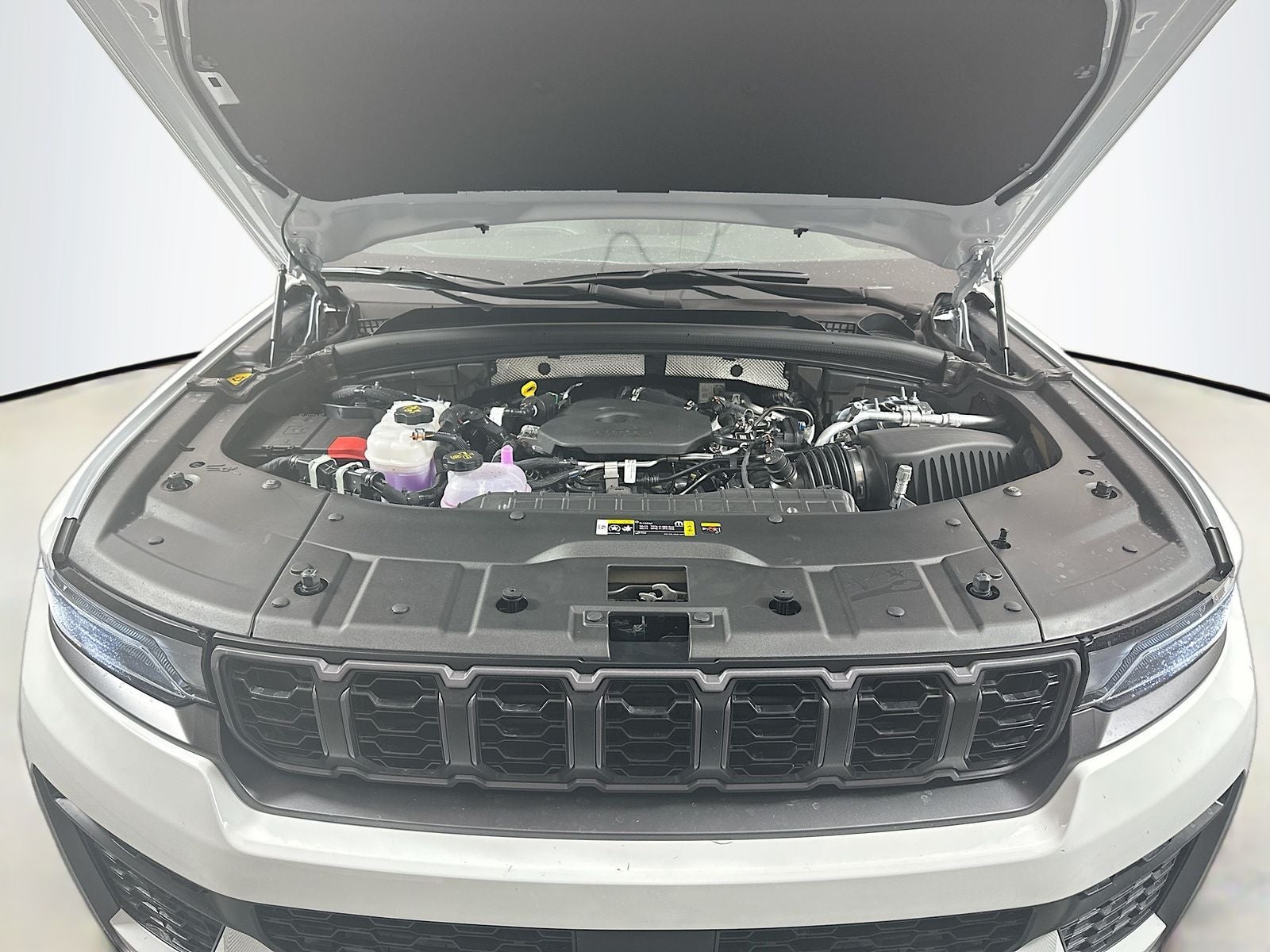 2026 Jeep Grand Cherokee GRAND CHEROKEE L LAREDO ALTITUDE 4X4