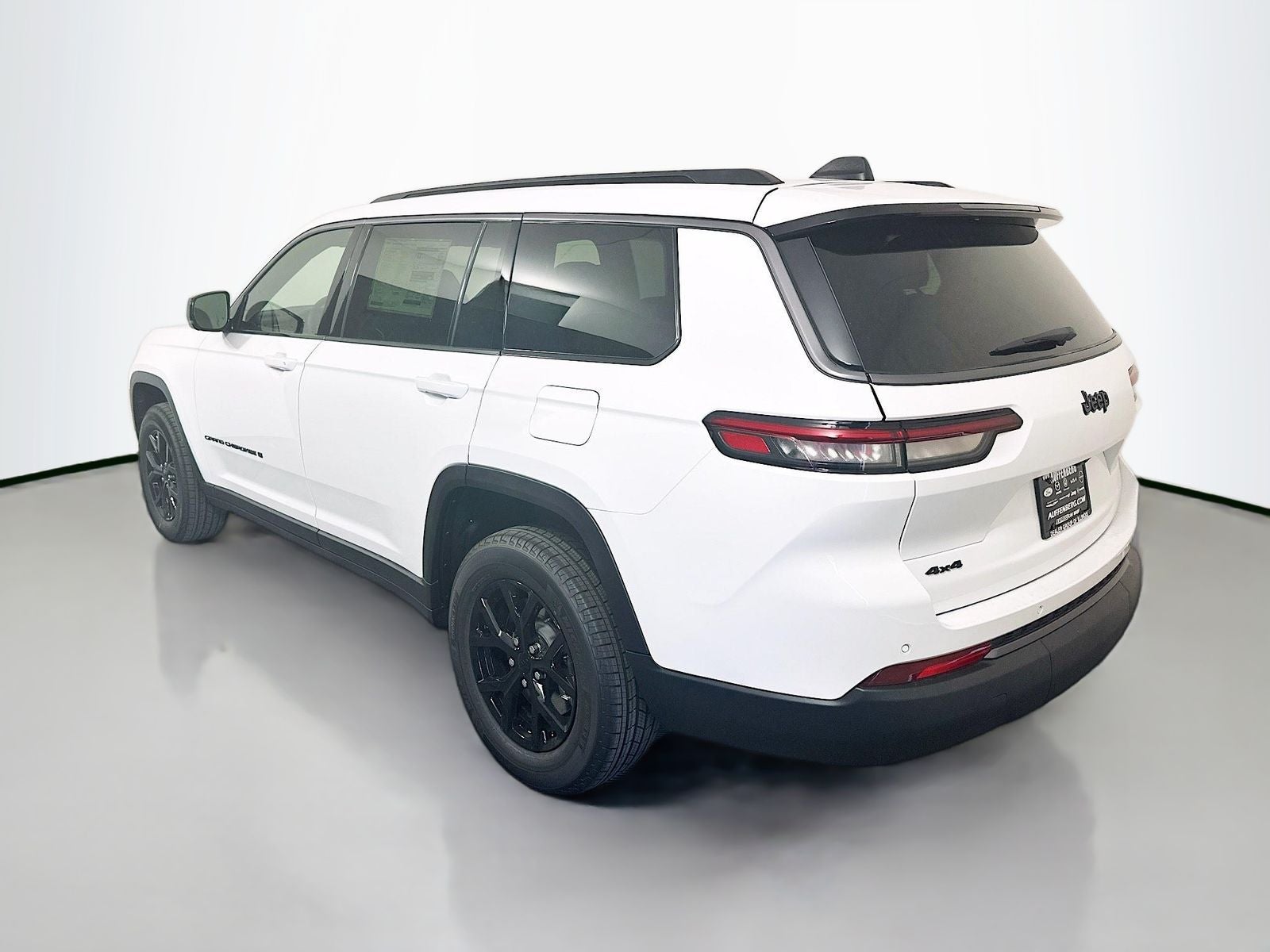 2026 Jeep Grand Cherokee GRAND CHEROKEE L LAREDO ALTITUDE 4X4