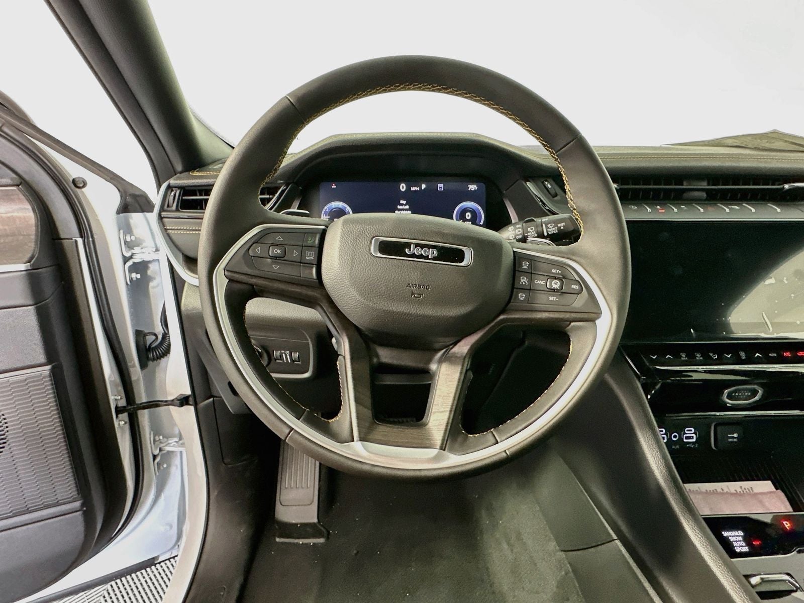 2026 Jeep Grand Cherokee GRAND CHEROKEE L 85TH ANNIVERSARY EDITION 4X4