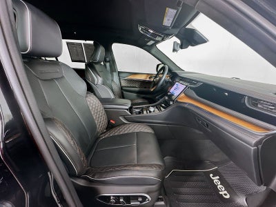 2023 Jeep Grand Cherokee L Summit Reserve 4x4