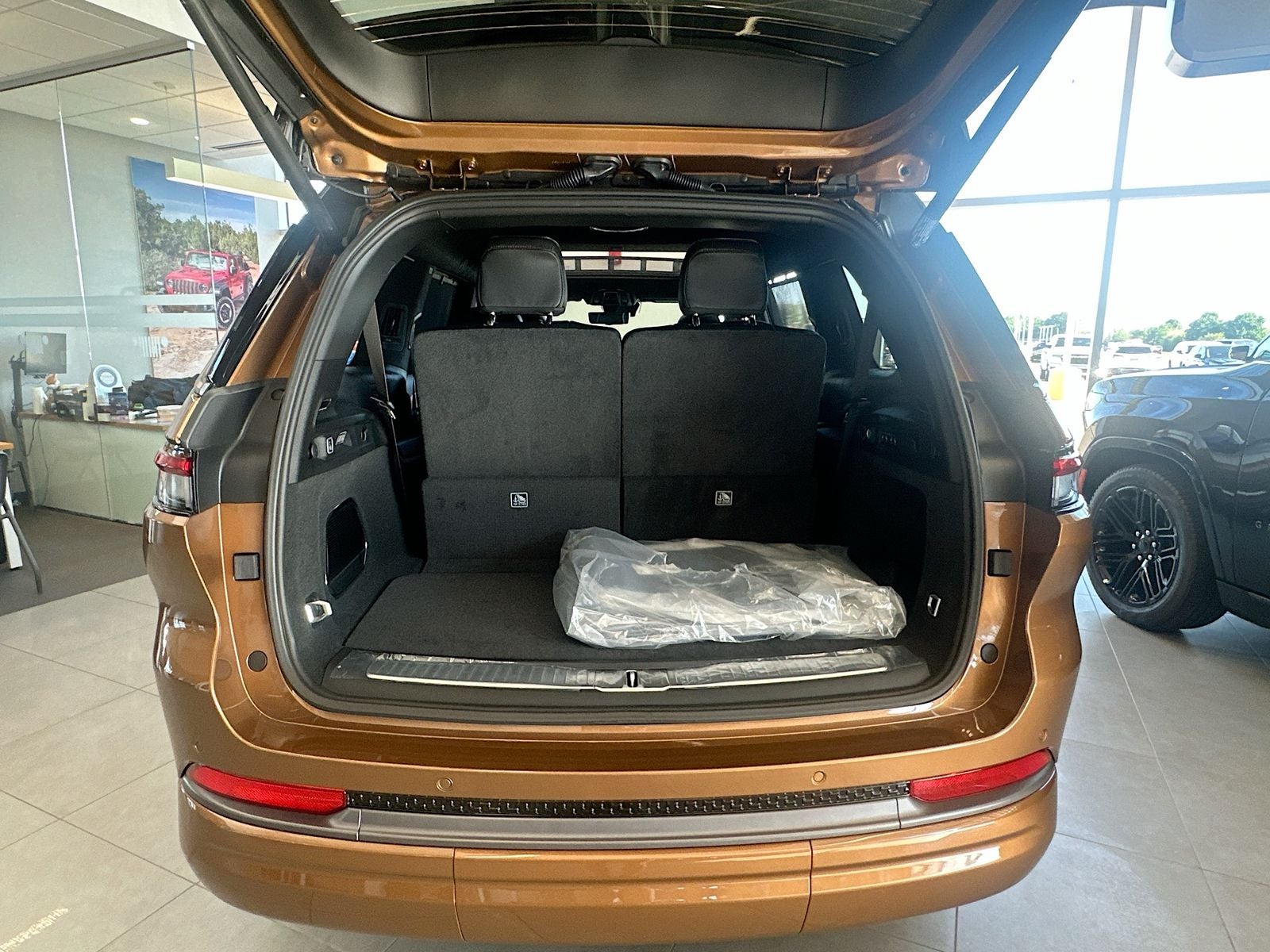 2026 Jeep Grand Cherokee GRAND CHEROKEE L SUMMIT 4X4