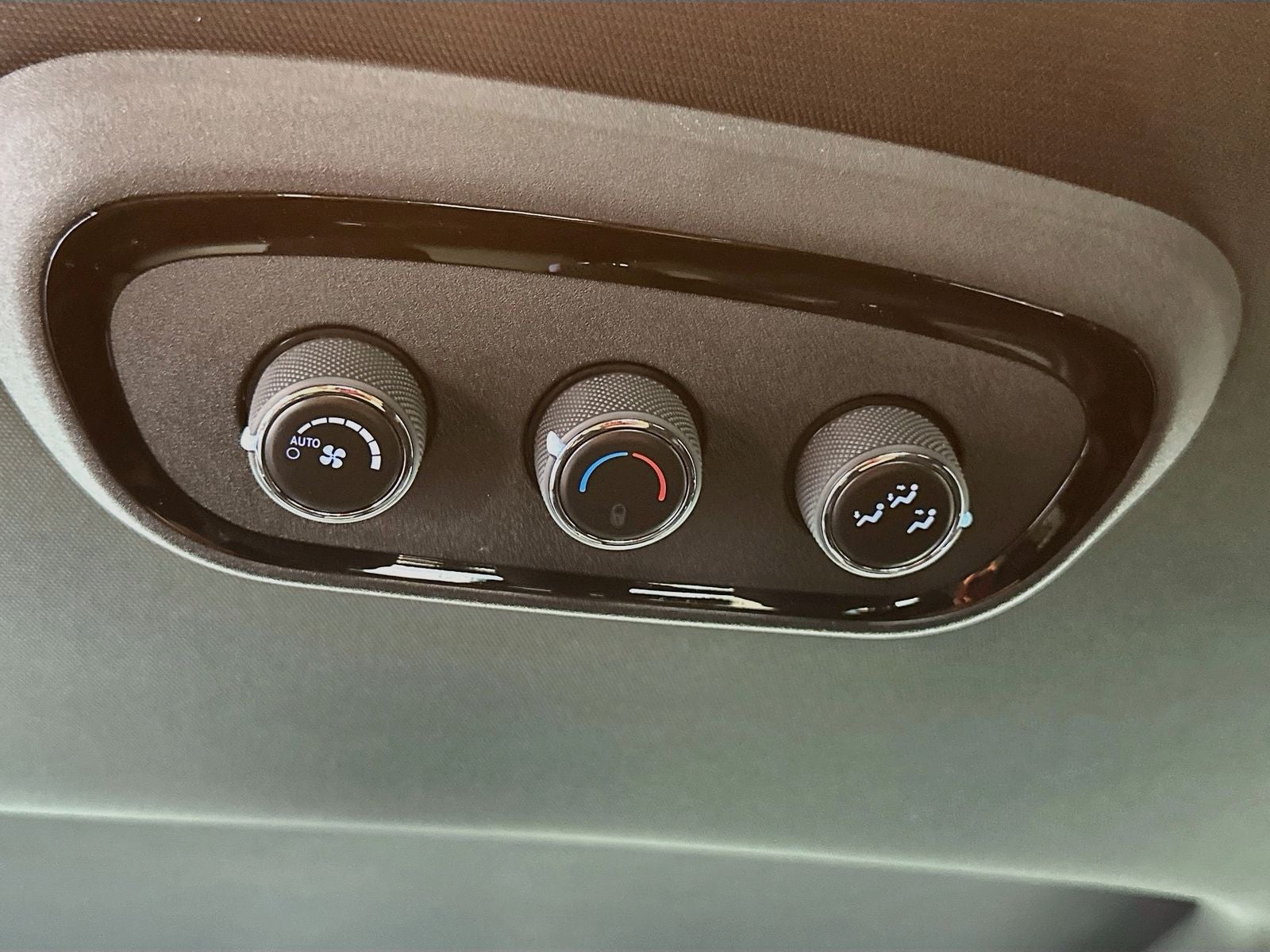 2027 Dodge Durango DURANGO GT HEMI V8 PLUS AWD