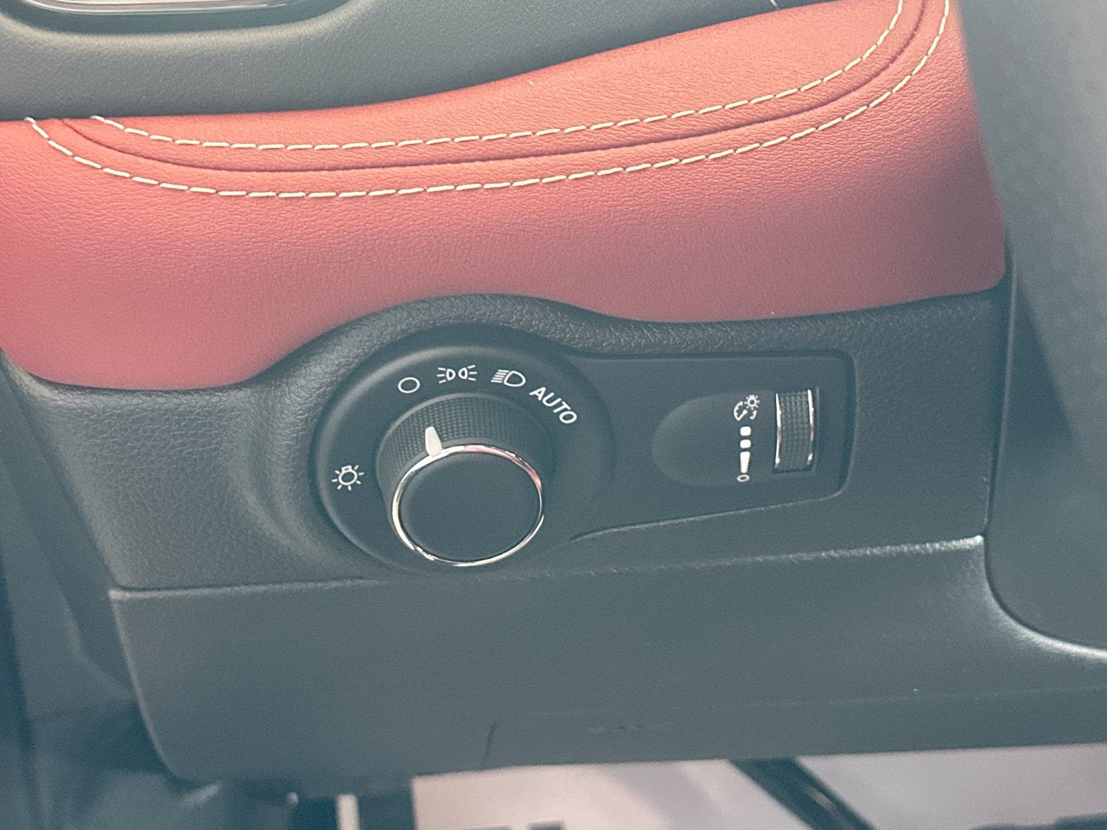 2027 Dodge Durango DURANGO SRT HELLCAT JAILBREAK AWD