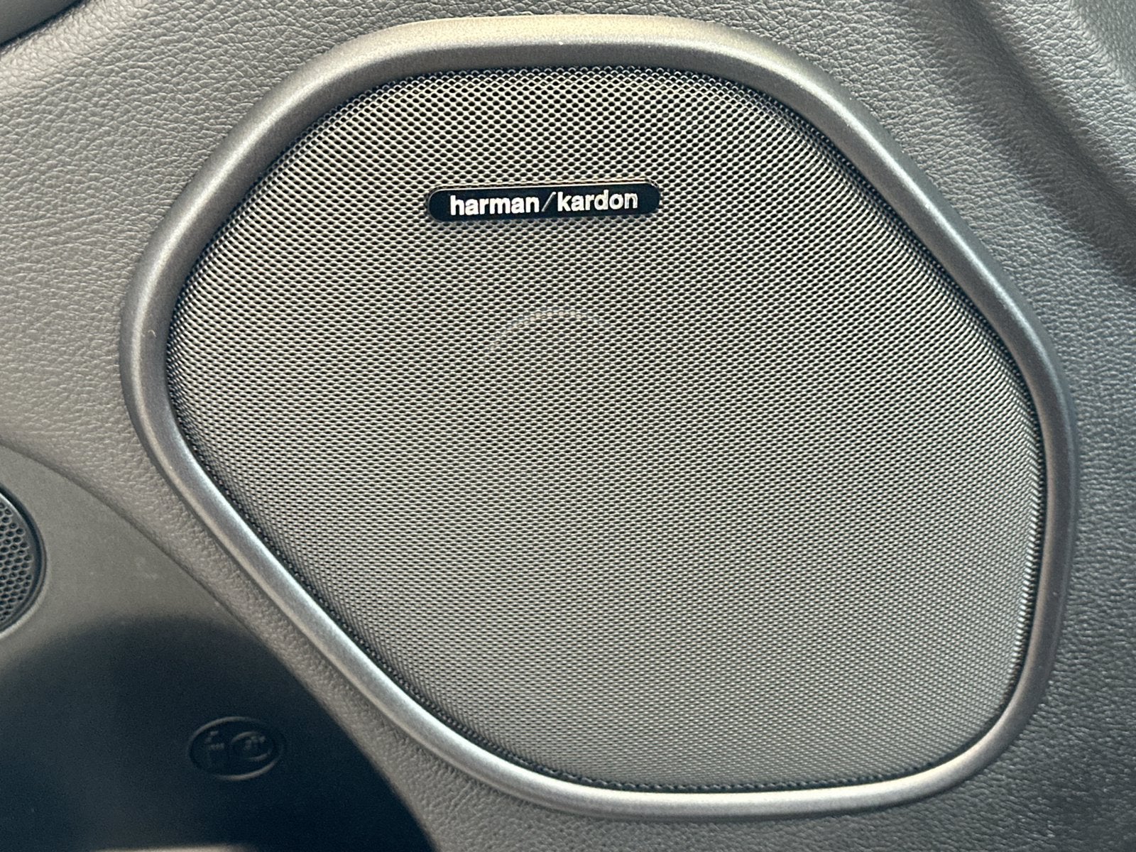 2027 Dodge Durango DURANGO SRT HELLCAT JAILBREAK AWD