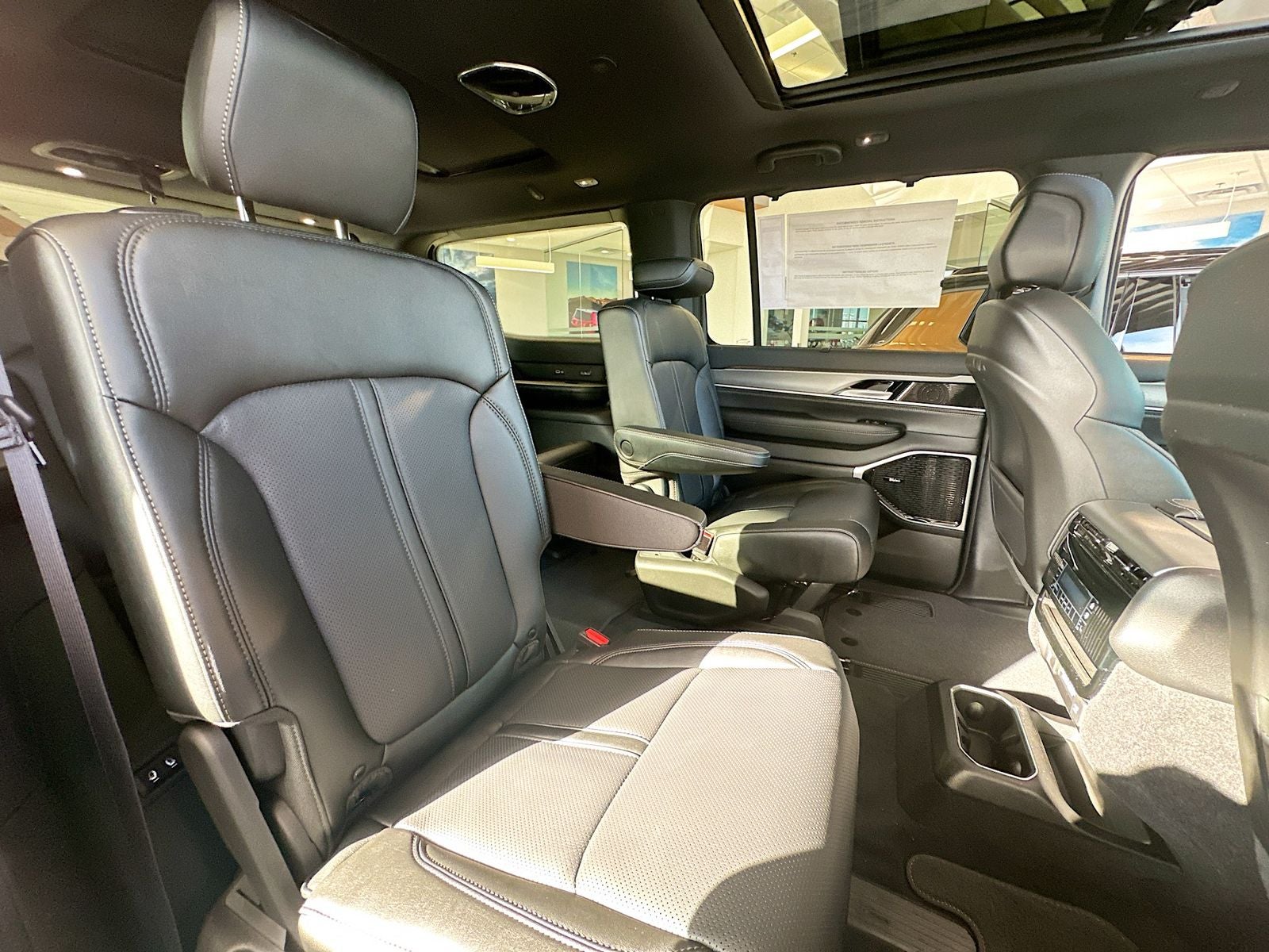 2026 Jeep Grand Wagoneer GRAND WAGONEER LIMITED RESERVE 4X4