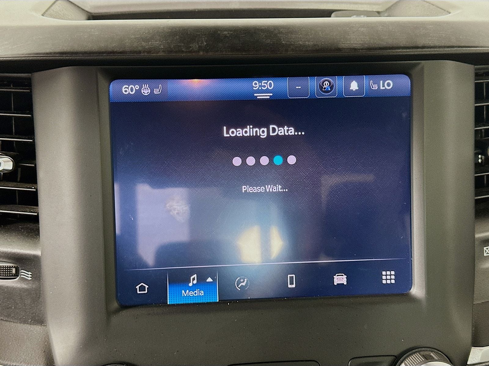 2022 RAM 1500 Big Horn Quad Cab 4x2 6'4' Box
