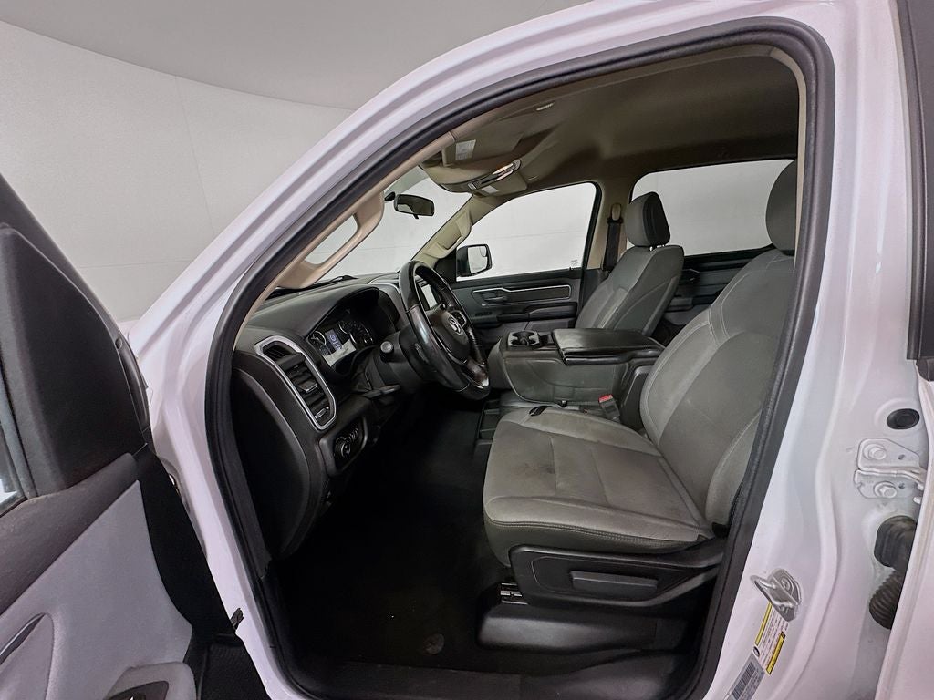 2019 RAM 1500 Big Horn/Lone Star Crew Cab 4x4 5'7' Box