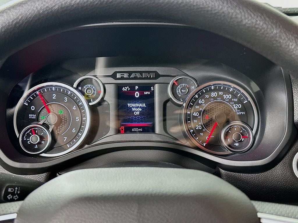 2025 RAM Ram 1500 RAM 1500 BIG HORN CREW CAB 4X4 5'7' BOX