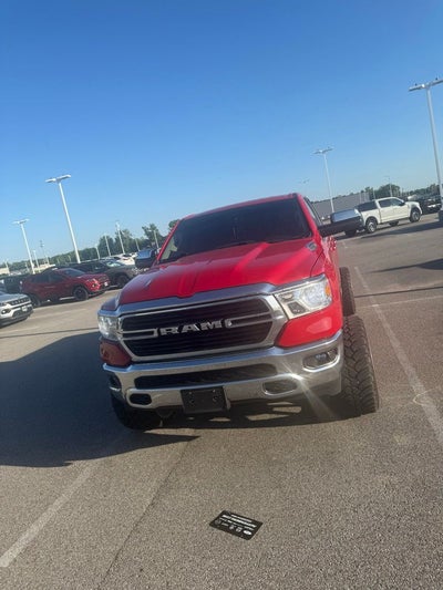 2019 RAM 1500 Big Horn/Lone Star Quad Cab 4x4 6'4' Box