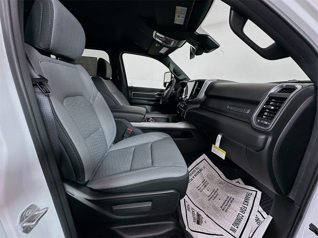 2025 RAM Ram 1500 RAM 1500 BIG HORN CREW CAB 4X4 5'7' BOX