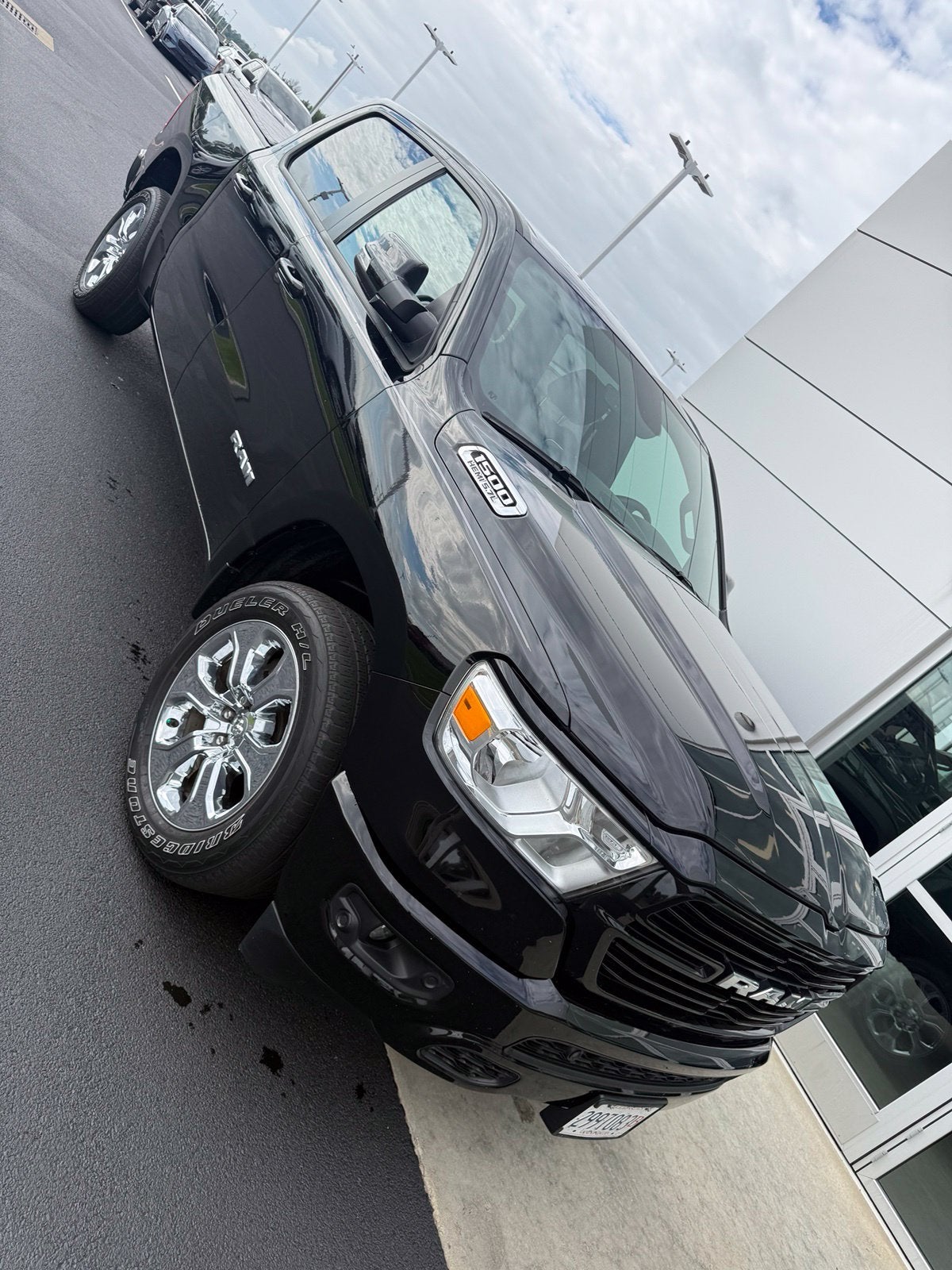 2020 RAM 1500 Big Horn Crew Cab 4x4 5'7' Box