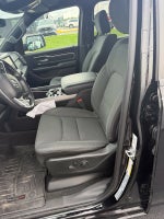 2020 RAM 1500 Big Horn Crew Cab 4x4 5'7' Box