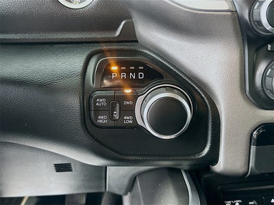 2019 RAM 1500 Big Horn/Lone Star Crew Cab 4x4 5'7' Box