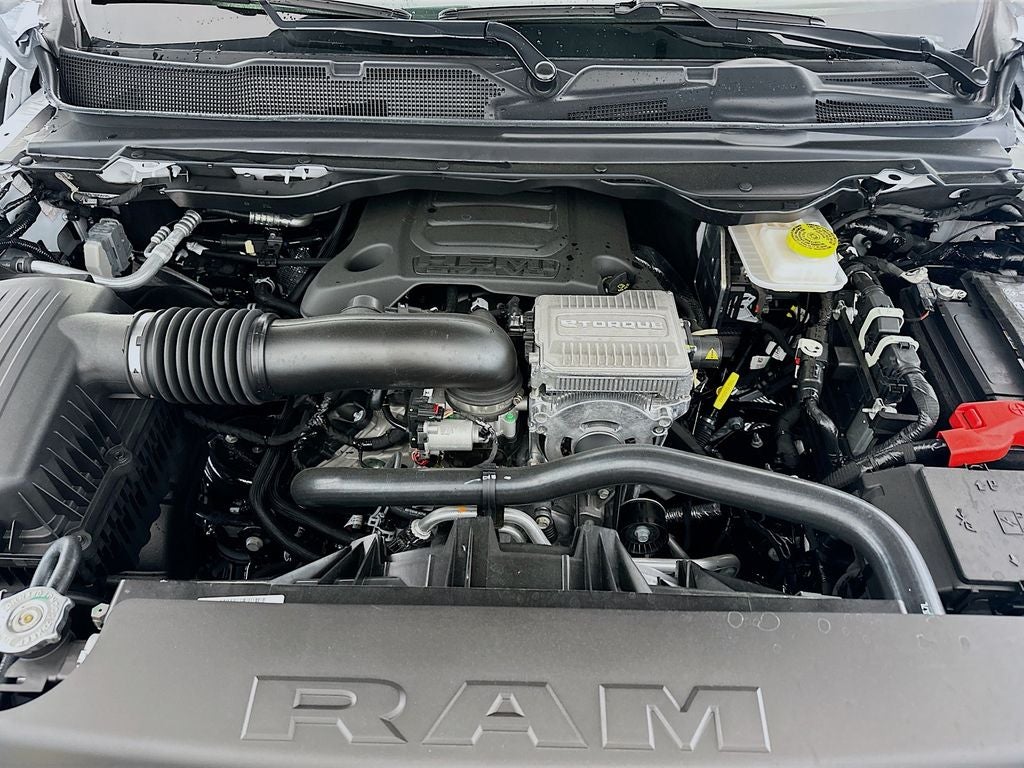 2026 RAM Ram 1500 RAM 1500 EXPRESS CREW CAB 4X4 5'7' BOX