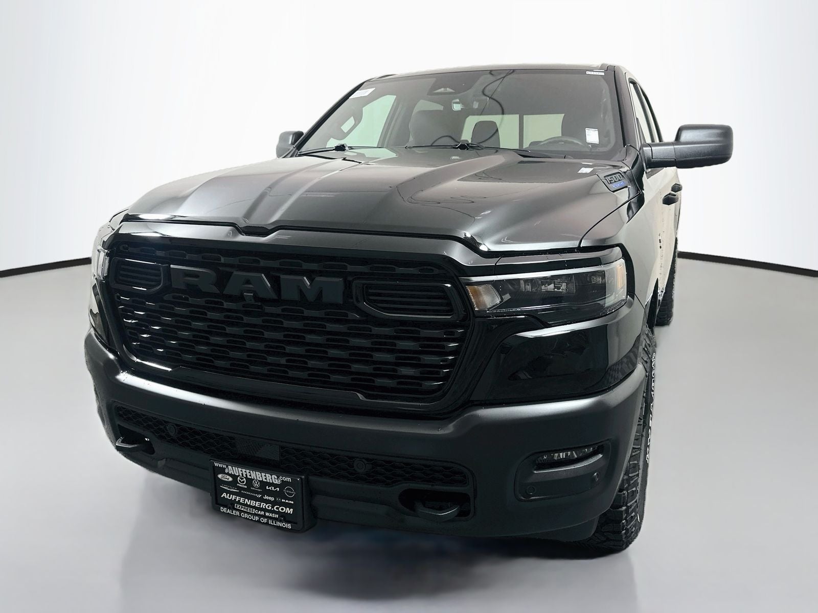 2026 RAM 1500 RAM 1500 WARLOCK CREW CAB 4X4 5'7' BOX