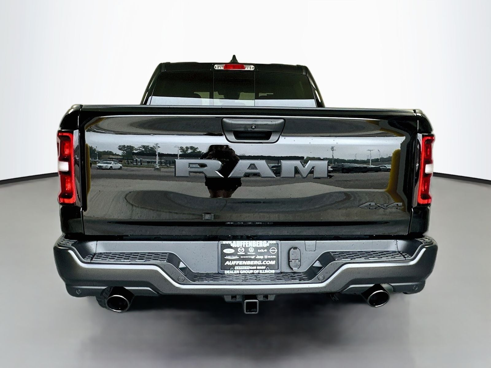 2026 RAM 1500 RAM 1500 WARLOCK CREW CAB 4X4 5'7' BOX