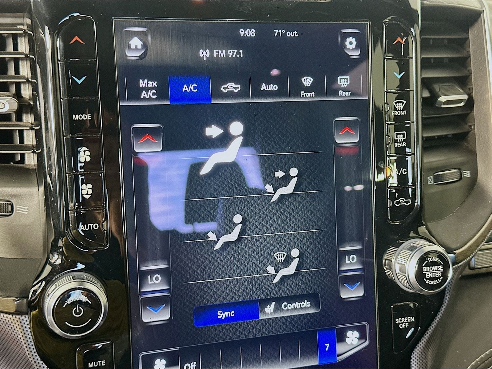 2020 RAM 1500 Limited Crew Cab 4x4 5'7' Box