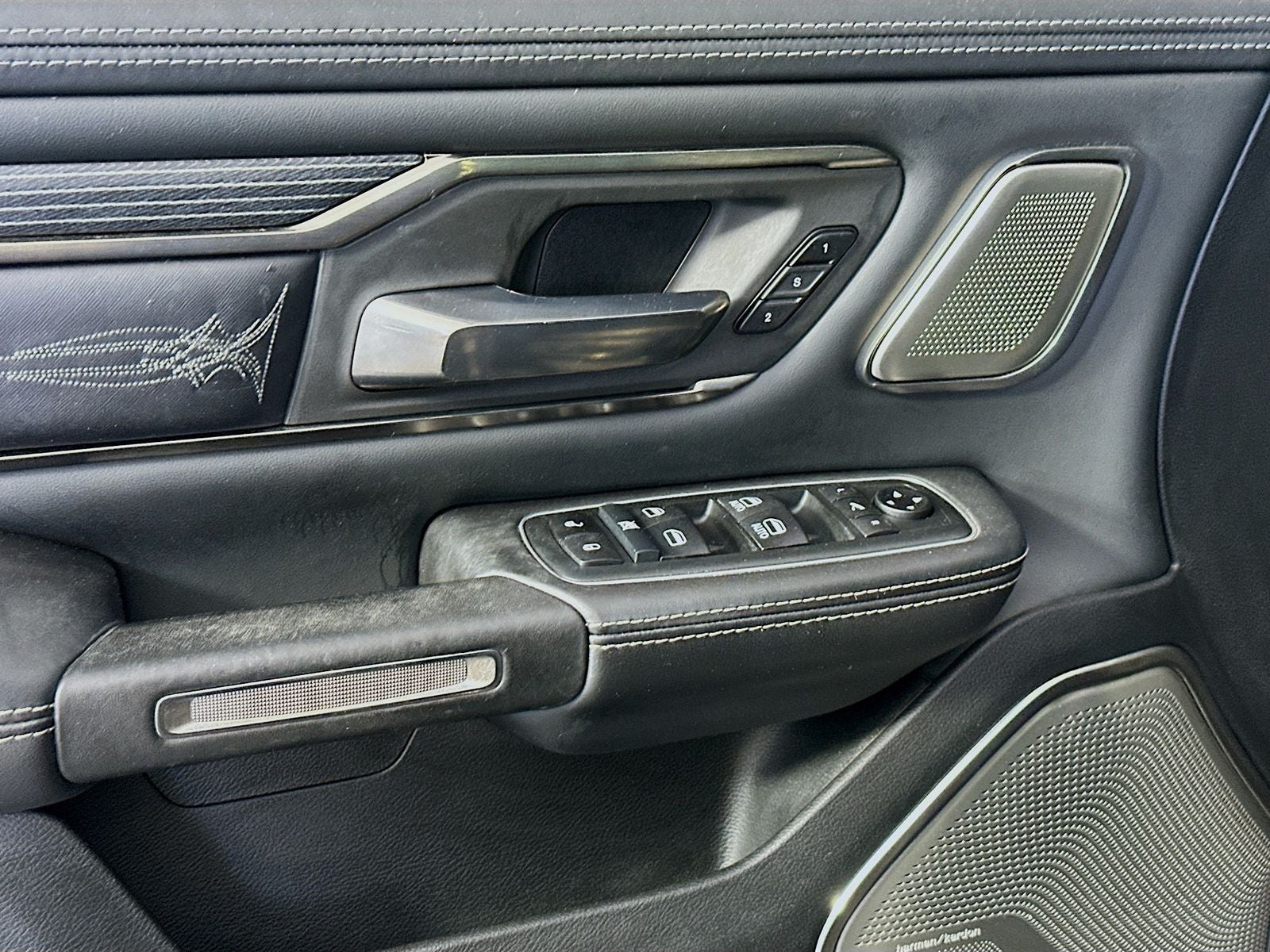 2020 RAM 1500 Limited Crew Cab 4x4 5'7' Box