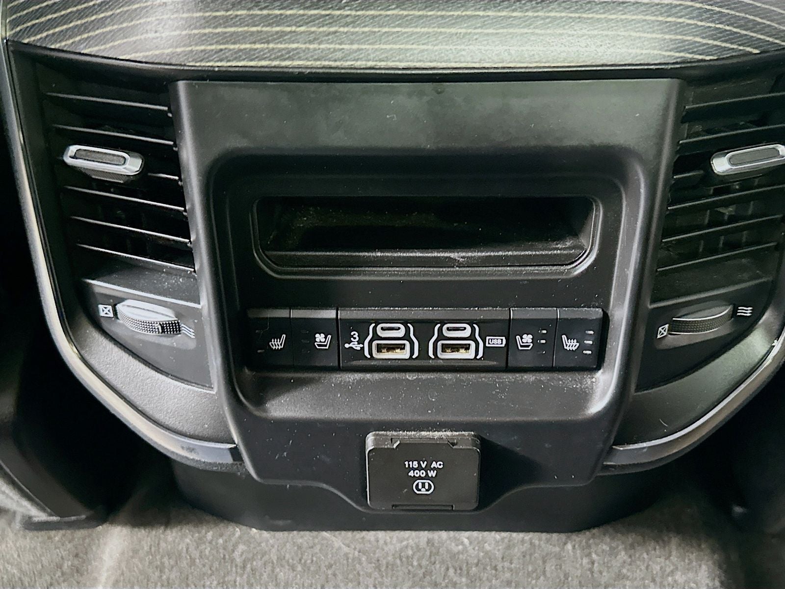 2020 RAM 1500 Limited Crew Cab 4x4 5'7' Box