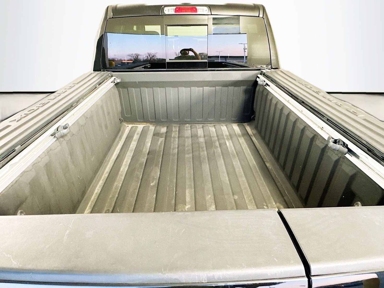 2020 RAM 1500 Limited Crew Cab 4x4 5'7' Box