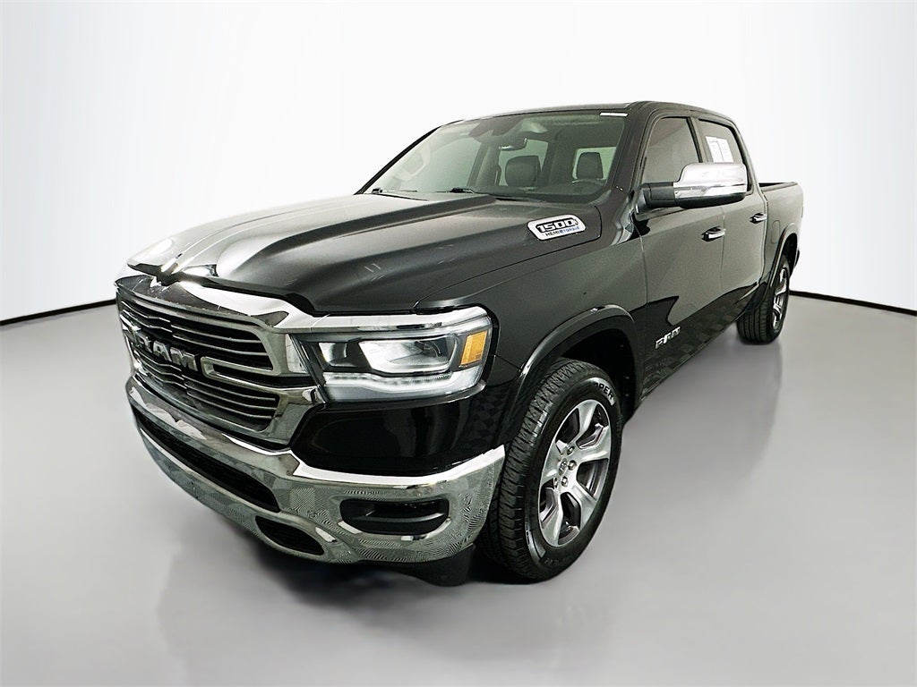 2022 RAM 1500 Laramie Crew Cab 4x4 5'7' Box