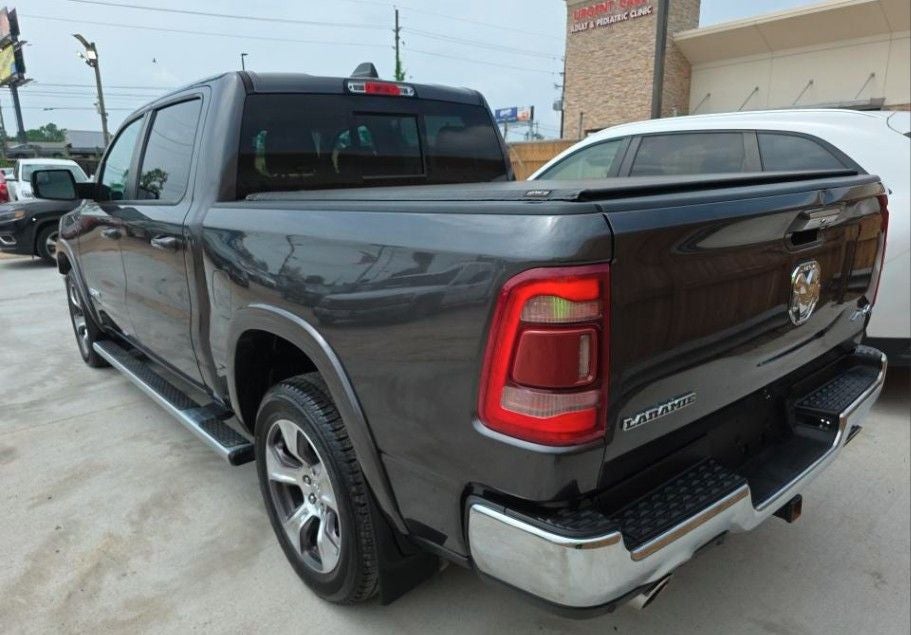 2019 RAM 1500 Laramie Crew Cab 4x4 5'7' Box