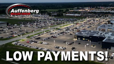 2020 RAM 1500 Laramie Crew Cab 4x4 5'7' Box